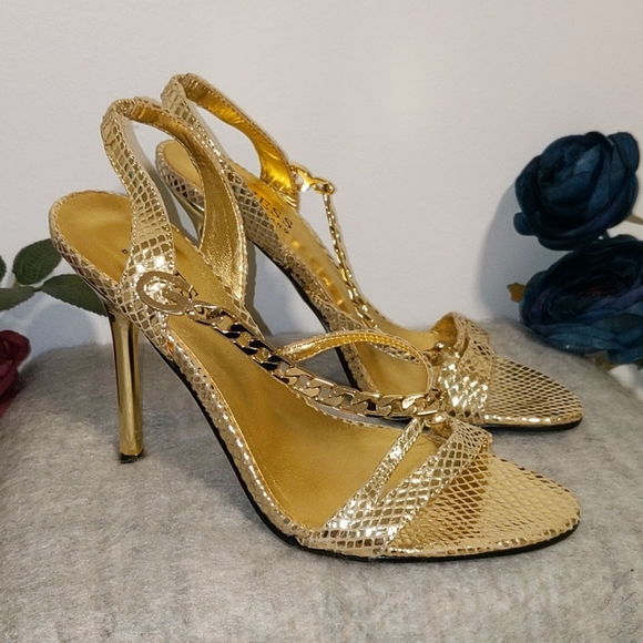 🎈GUESS Gold Chain Geometric Stiletto Sandals - Picture 2 of 4